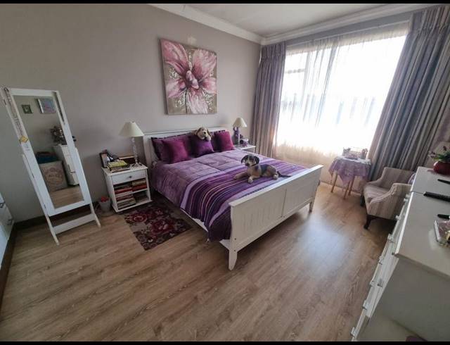 2 BEDROOM TOWNHOUSE FOR SALE IN NEW REDRUTH